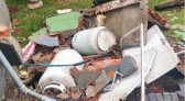 Desmoronamento provoca vazamento de gás e mobiliza bombeiros em área residencial