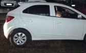 Motorista bêbado tenta fuga e passa com veículo nos pés de policial