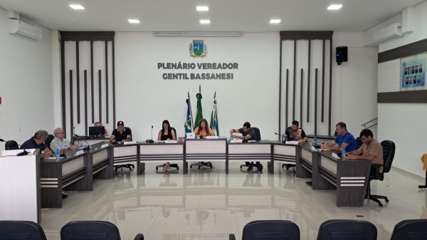 Câmara de Vereadores aprova reajustes para o funcionalismo público em Sessão Extraordinária