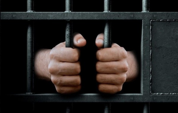 Pai é condenado a 28 anos de prisão por praticar atos libidinosos contra a filha