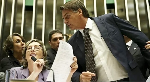 Ex-presidente da República vira réu por incitação ao crime de estupro