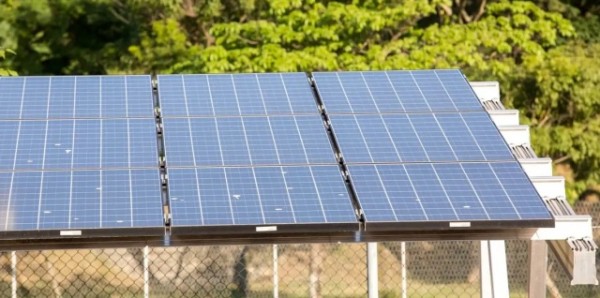 Grandes usinas solares igualam capacidade da hidrelétrica de Itaipu