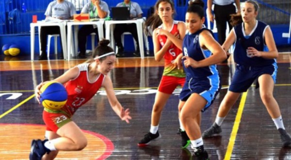 Governo entrega materiais e reúne universidades com unidades executoras para início do Projeto de Iniciação Esportiva Escolar