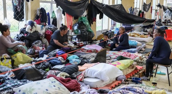 RS construirá "cidades temporárias" para acolher vítimas das enchentes