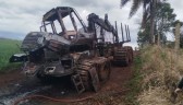 Máquina agrícola é destruída por incêndio no interior de Abelardo Luz