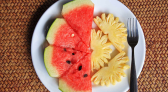 Melancia, abacaxi, manga e maracujá: saiba qual o ponto ideal das frutas na hora de comprar