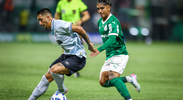 Grêmio perde para o Palmeiras e se aproxima da zona de rebaixamento