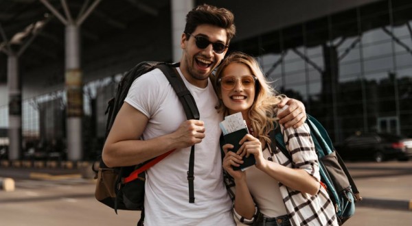 Viajantes não precisam apresentar teste de Covid ou comprovante de vacinação para entrar no Brasil