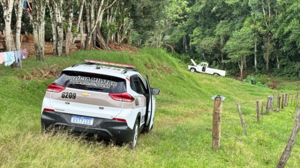 Caminhonete furtada em Maravilha é recuperada no interior de Descanso