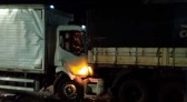 Colisão entre caminhões é registrada na BR-282
