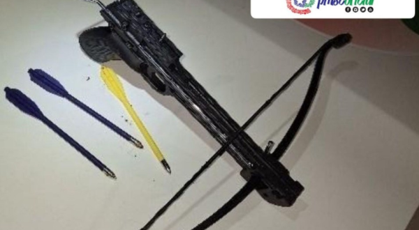 Polícia apreende equipamento semelhante a arco e flecha após briga