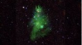 Nasa divulga imagem de grupo de estrelas em formato de árvore de Natal