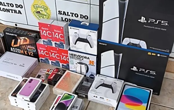 Polícia Militar e Receita Federal apreendem veículo com contrabando