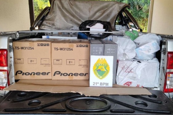 Polícia Militar e Receita Federal apreendem R$ 122 mil em eletrônicos contrabandeados