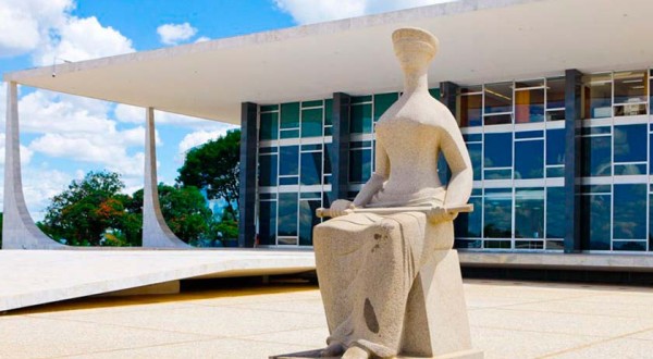 STF aprova orçamento de 2024 com reajuste do salário de ministros para R$ 44 mil