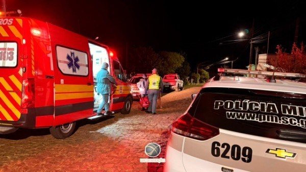 Briga entre irmãos termina com intervenção da mãe de 80 anos