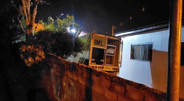 Mulher é encontrada morta dentro de sua residência no Bairro Alvorada