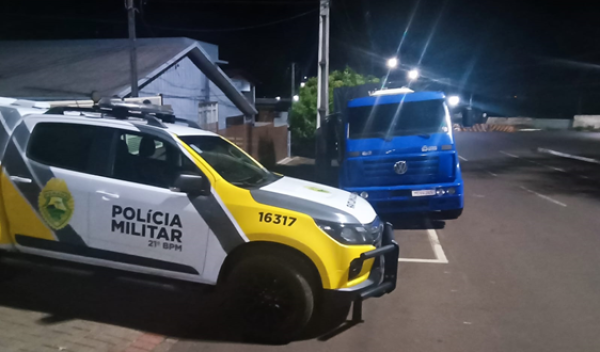 Caminhão com vinhos e azeite é apreendido; Motorista receberia R$ 7 mil pelo transporte