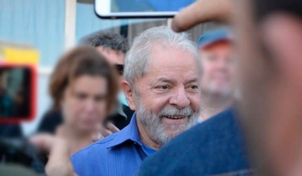 Pacote antigolpe sugerido a Lula prevê punição para quem atenta contra vida do presidente