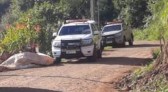 Homem que esfaqueou irmãos e matou um deles é preso e conduzido para SMOeste