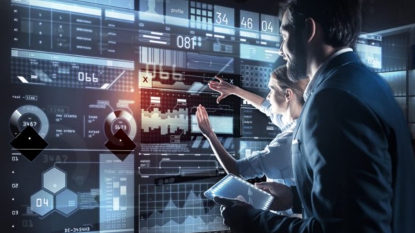 Setor de tecnologia em SC vai superar 100 mil empregos diretos até 2025