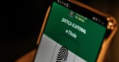 A menos de 30 dias do 1º turno, eleitores devem atualizar e-Título
