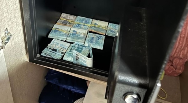 Empresária e familiares são presos por esquema milionário do jogo do tigrinho