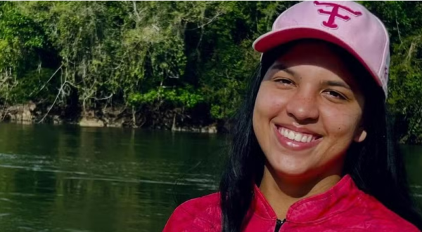 Jovem de SC é morta a facadas em MT; família diz que vítima trabalhava para sustentar o filho