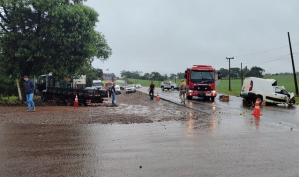 Trabalhador da Casan morre em colisão frontal na SC-160