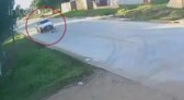 Bebê que estava no meio da rua é atropelado em Itaqui