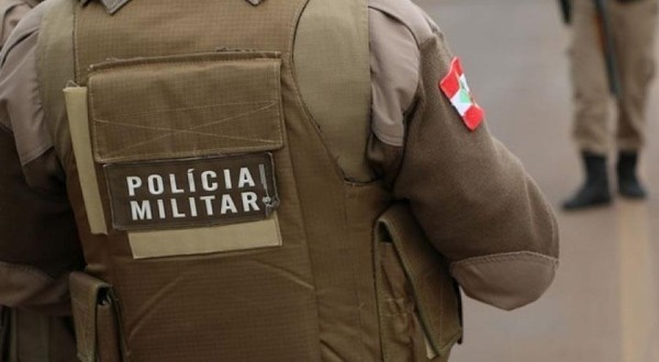 Homem é preso em flagrante após tentar furtar objetos de veículos