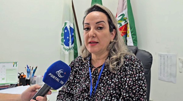 Iara Souza assume interinamente a Secretaria Municipal de Saúde