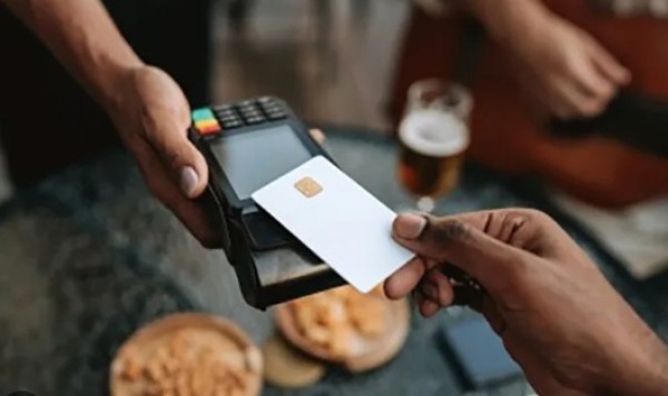 Entenda o que muda com novas regras para o vale-refeição e vale-alimentação