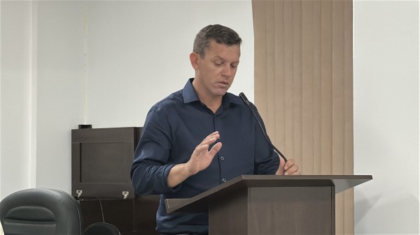 Fernando Lara é empossado como vereador por 30 dias