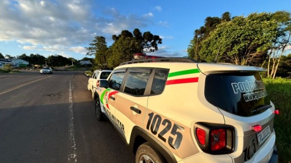 Dois homens são agredidos por desconhecidos a caminho do trabalho