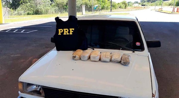 Menores são apreendidos com drogas na BR-282
