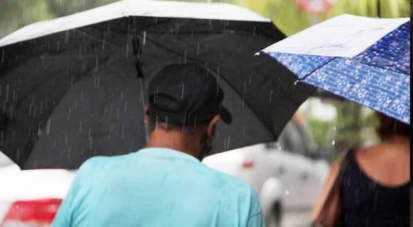 Chuva intensa e chance de temporais marcam última semana do ano em SC