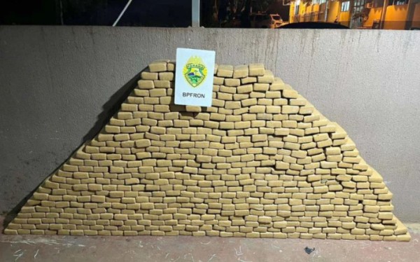 Mais de meia tonelada de maconha é apreendida pela PMPR no Paraná