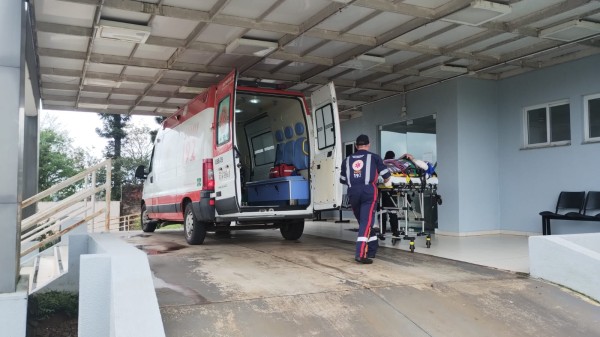Motociclista sofre ferimentos nas proximidades do trevo de Idamar