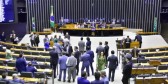 Câmara aprova PL das apostas com taxa de 18% sobre empresas