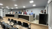Vereadores aprovam licença-maternidade de seis meses para a prefeita Bianca Maran Bertamoni