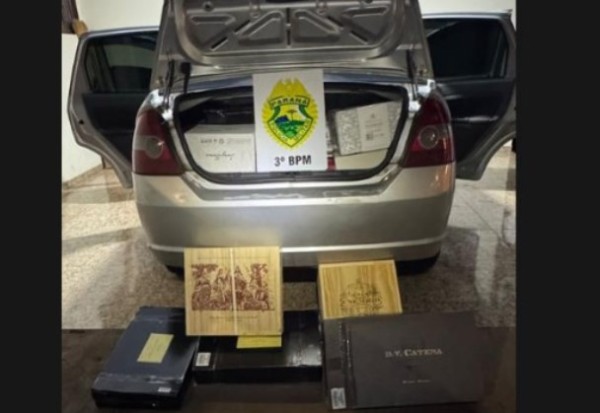 Polícia Militar apreende veículo carregado com 40 caixas de vinho