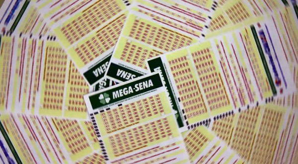 Mega-sena não tem ganhadores e prêmio vai para R$ 6 milhões