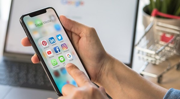 Estelionato digital cresce 65% em nove meses no Paraná, diz Sesp