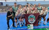 Futsal Guarujá do Sul, em parceria com a EEB Professora Elza Mancelos de Moura, conquista novamente o título da fase microrregional do Jesc 15 a 17 anos de futsal feminino 2025