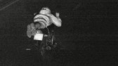 Radar flagra motociclistas a 184 km/h e fazendo “Super-homem” em Avenida de Joinville