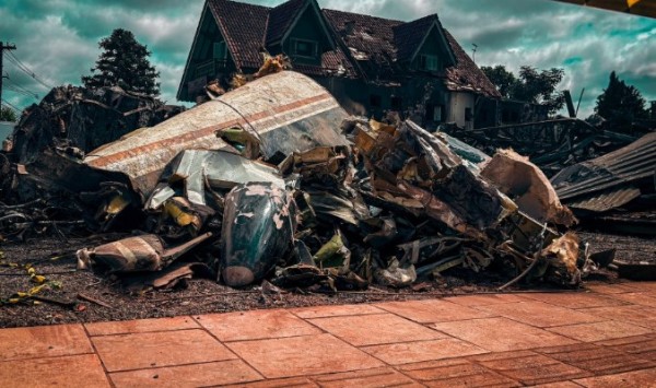 Duas vítimas da queda de avião em Gramado seguem em estado grave
