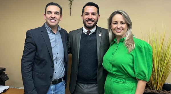 Cláudio do Carmo assume como prefeito interino do município