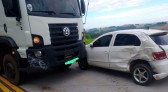 Colisão entre carro e caminhão mobiliza PMRv na SC-160, no Oeste de Santa Catarina