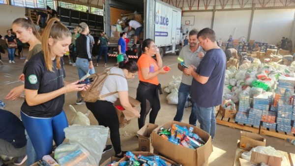 Primeiros donativos enviados por SMOeste chegam ao Rio Grande do Sul